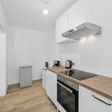 Stay- Moderne Monteurzimmer Lejlighed *